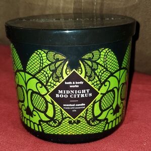 Bath and Body Works candle Midnight Boo Citrus